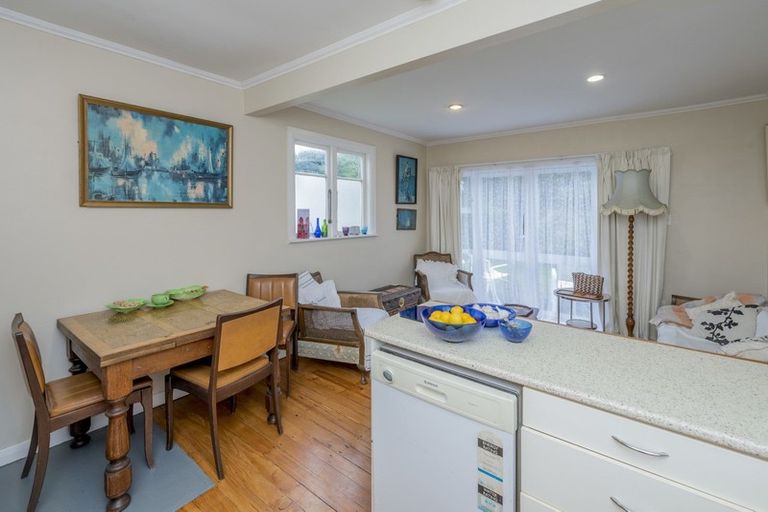 Photo of property in 61 Moana Street, Otaki Beach, Otaki, 5512