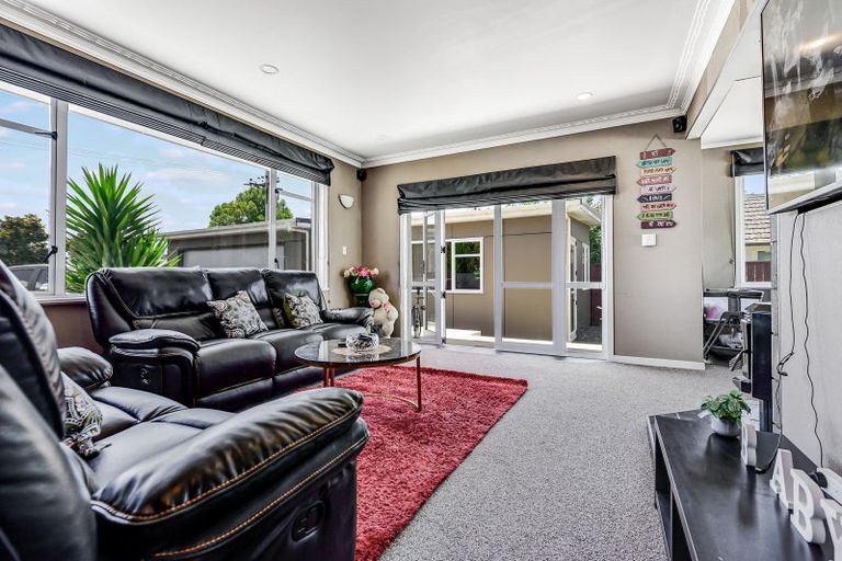 Photo of property in 6 Hilton Road, St Andrews, Hamilton, 3200