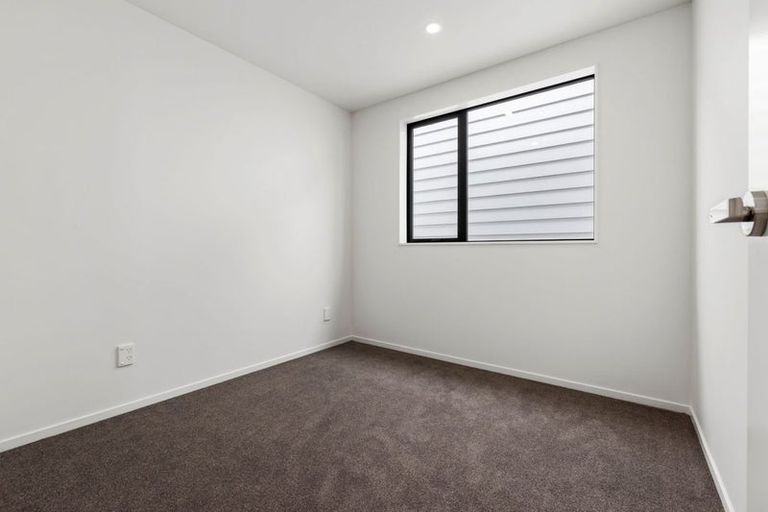 Photo of property in 65 Survila Street, Papakura, 2110