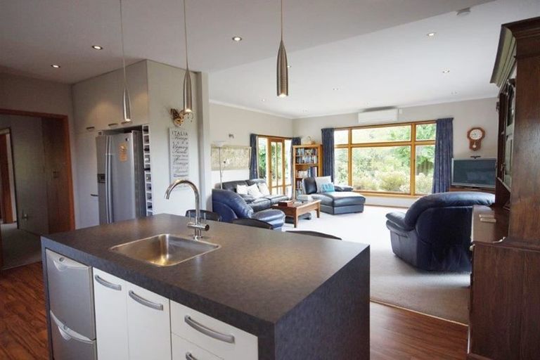 Photo of property in 25 Montrose Street, Waiau, 7332