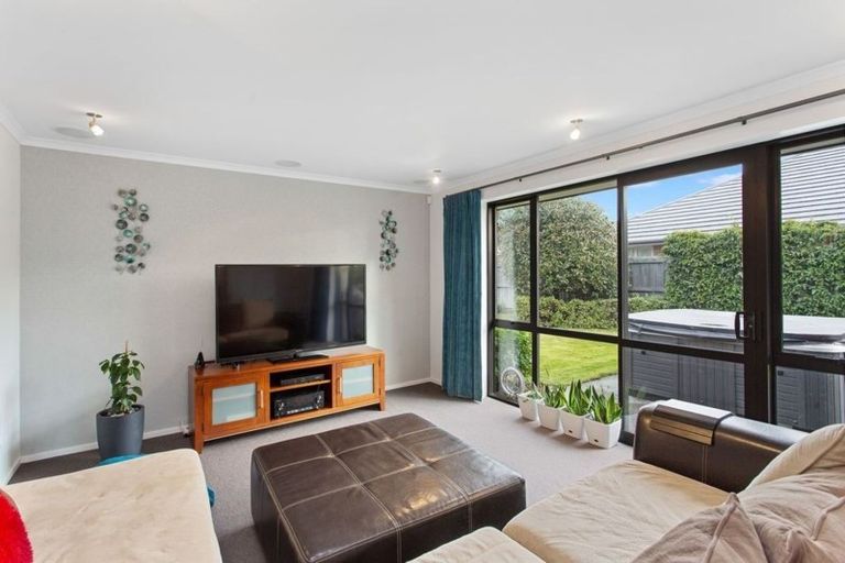 Photo of property in 16 Sovereign Boulevard, Kaiapoi, 7630