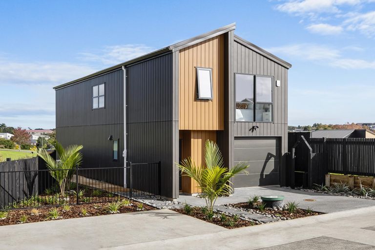 Photo of property in 12 Nanjing Road, Pukekohe, 2120