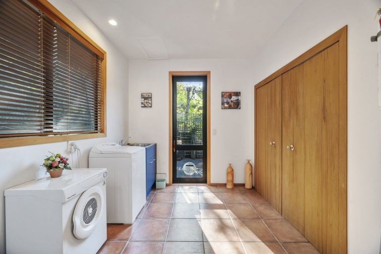 Photo of property in 5 Te Urunga Place, Acacia Bay, Taupo, 3330