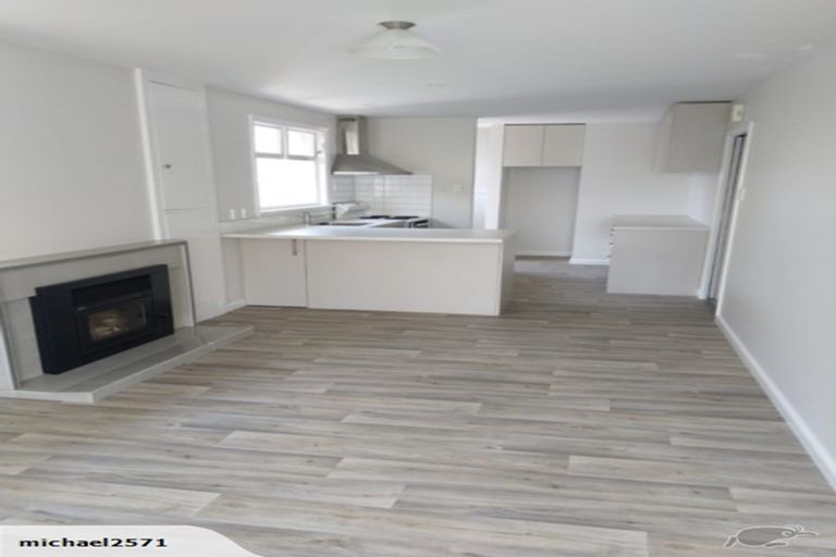 Photo of property in 18a Coopers Road, Dallington, Christchurch, 8061