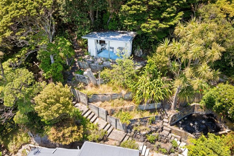 Photo of property in 17 Mahina Road, Mahina Bay, Lower Hutt, 5013