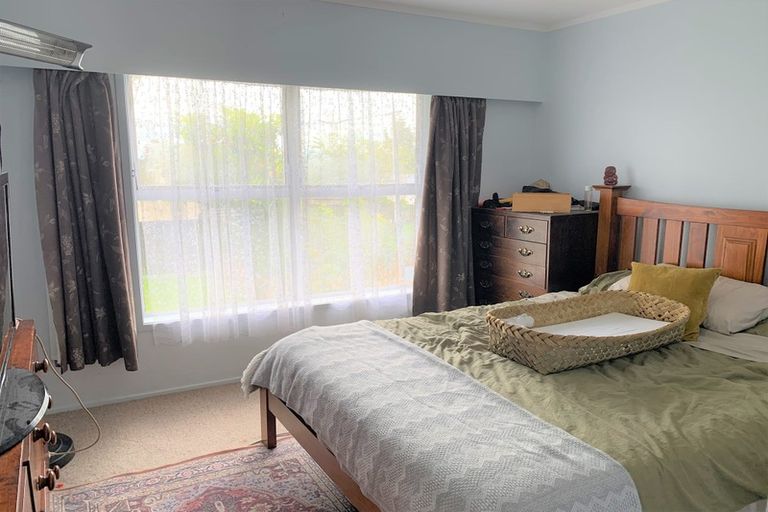 Photo of property in 2/1 Leigh Terrace, Bayview, Auckland, 0629