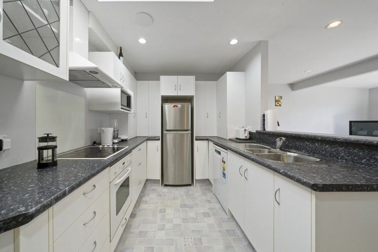 Photo of property in 6 Richard Street, Titahi Bay, Porirua, 5022