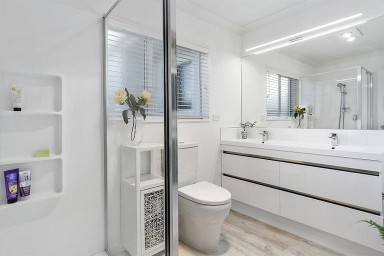 Photo of property in 11 Ngahere Street, Otumoetai, Tauranga, 3110