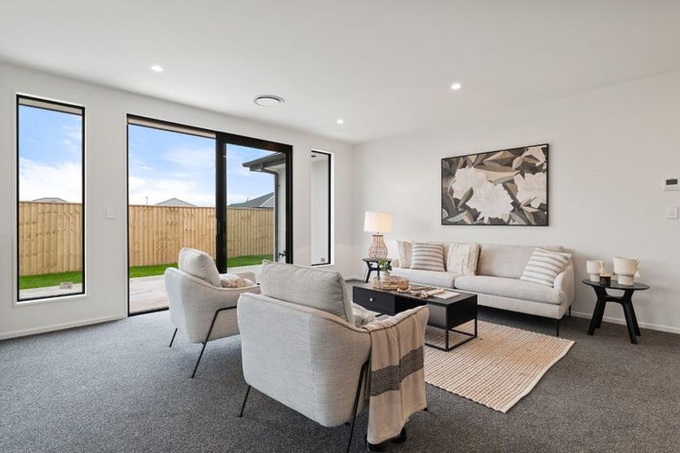 Photo of property in 18 Hunt Road, Rolleston, 7615