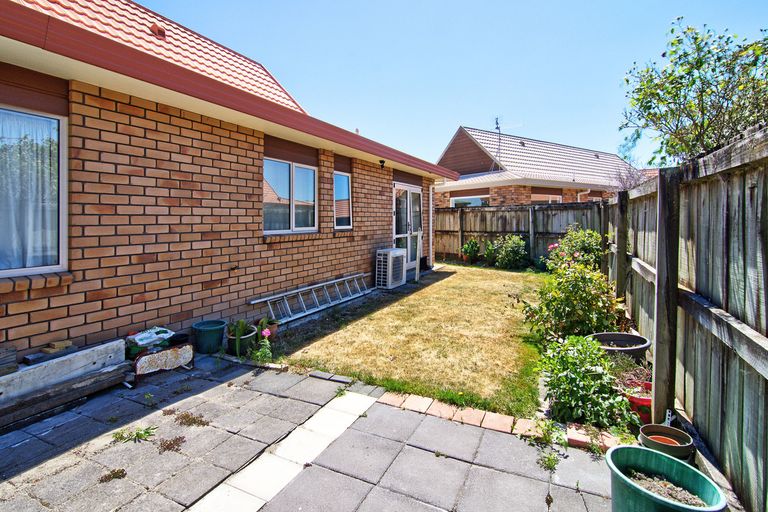 Photo of property in Holdsworth Villas, 67/2 William Donald Drive, Solway, Masterton, 5810
