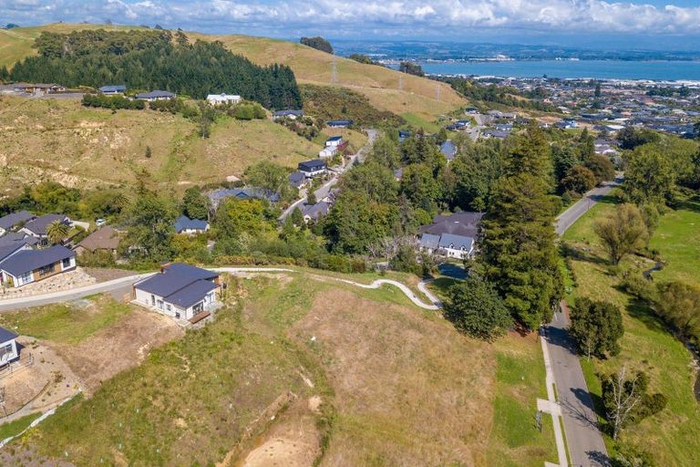 Photo of property in 28 Hill Tops Way, Stoke, Nelson, 7011