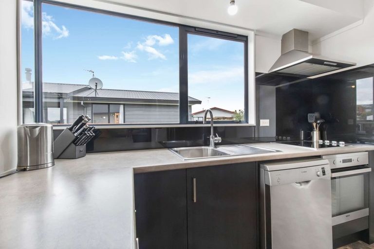 Photo of property in 5 Myrlene Place, Nawton, Hamilton, 3200