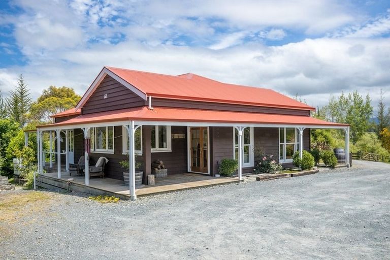 Photo of property in 2322 Moutere Highway, Lower Moutere, Upper Moutere, 7175