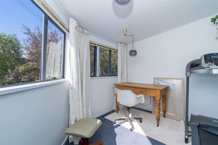 Photo of property in 9 Ribbonwood Close, Normanby, Dunedin, 9010