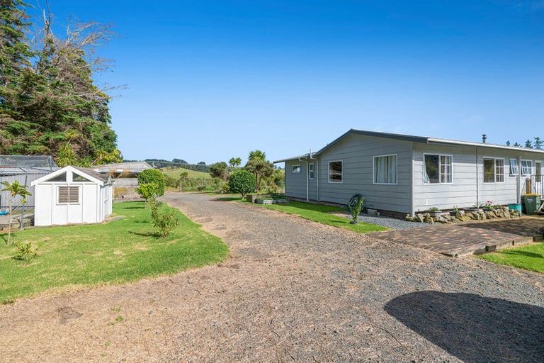 Photo of property in 2832 Kaipara Coast Highway, Glorit, Warkworth, 0984