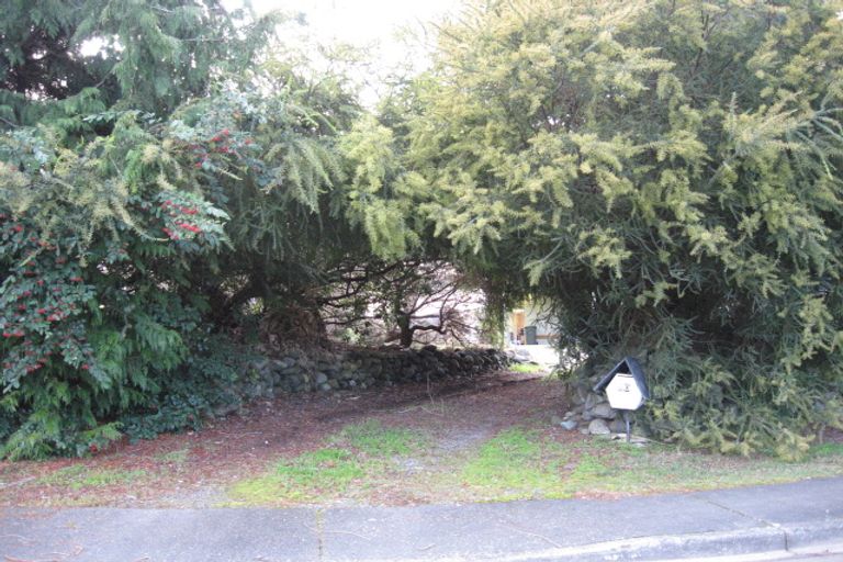 Photo of property in 20 Worsley Street, Te Anau, 9600