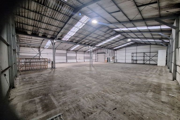 Photo of property in 601 State Highway 16, Kumeu, 0891