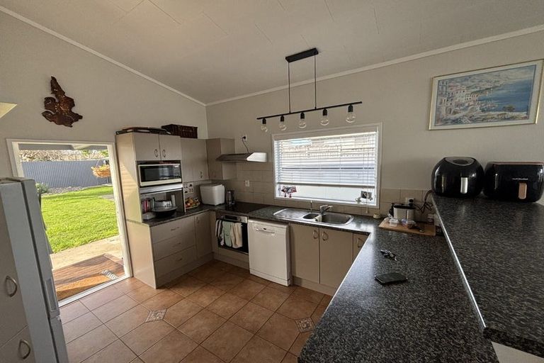 Photo of property in 42 George Street, Morrinsville, 3300