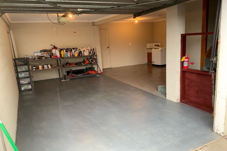 Photo of property in 12 Oakleigh Crescent, Oamaru North, Oamaru, 9400