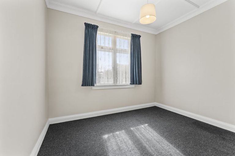 Photo of property in 5 Oxford Street, Patea, 4520