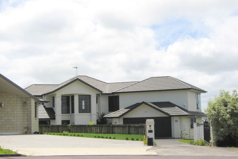 Photo of property in 5 Bonaparte Drive, Pukekohe, 2120