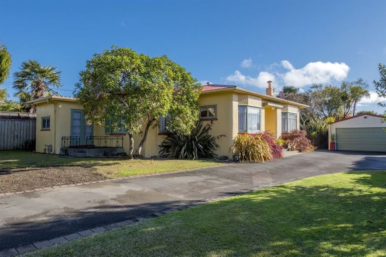 Photo of property in 103 Weraroa Road, Levin, 5510