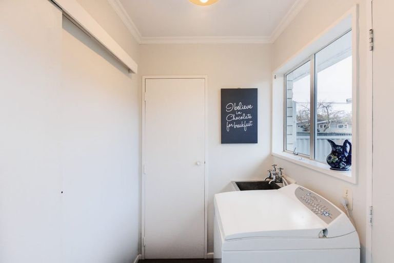 Photo of property in 28 Frimley Street, Awapuni, Palmerston North, 4412