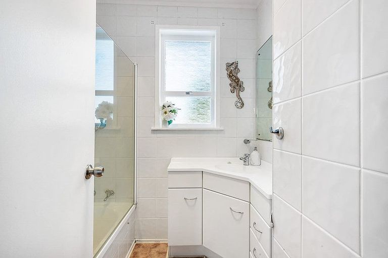 Photo of property in 101 Cargill Street, Papakura, 2110