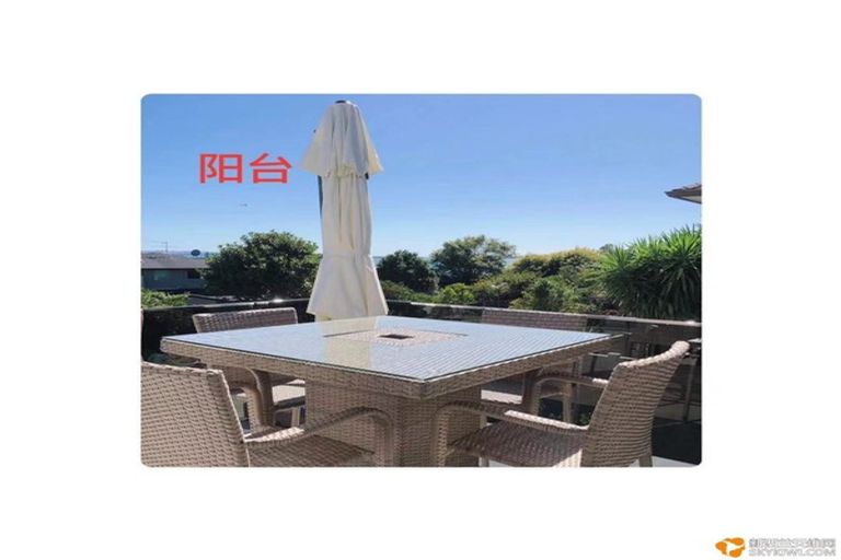 Photo of property in 2 Mellons Bay Road, Howick, Auckland, 2014