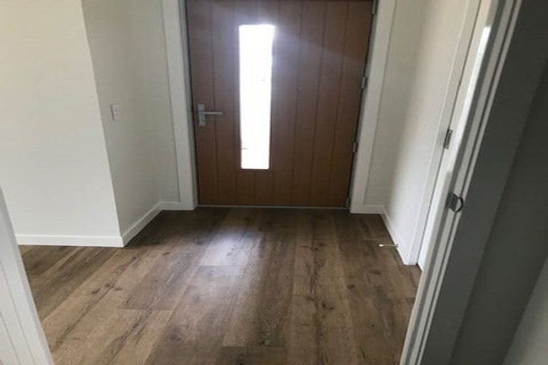 Photo of property in 9 Pukatea Lane, Kinloch, Taupo, 3377