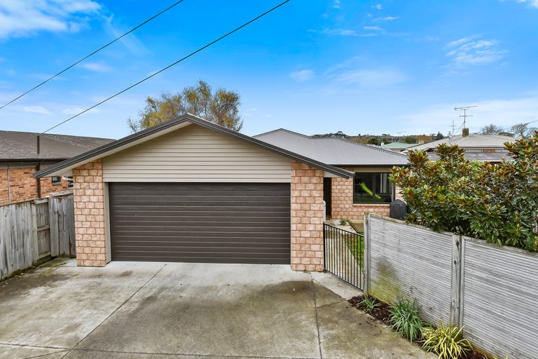 Photo of property in 66a Wellington Street, Pukekohe, 2120