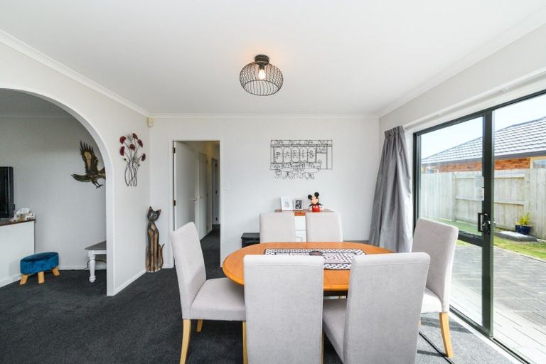 Photo of property in 10 Parnell Heights Drive, Kelvin Grove, Palmerston North, 4414