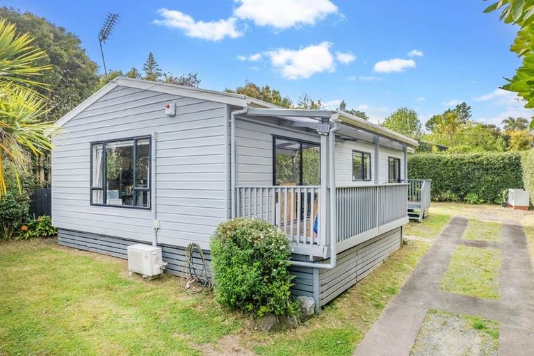 Photo of property in 1/184 Hutchinson Avenue, New Lynn, Auckland, 0600