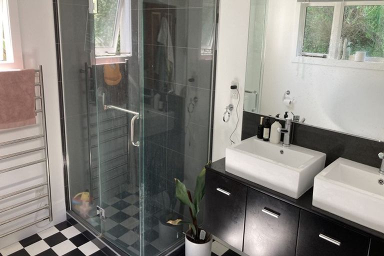 Photo of property in 1 Park Terrace, Lyttelton, 8082