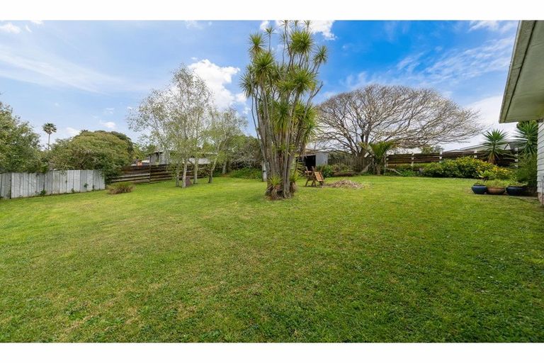 Photo of property in 55a Tirimoana Road, Te Atatu South, Auckland, 0602