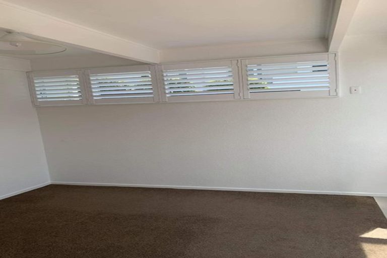 Photo of property in 3/252 Hurstmere Road, Takapuna, Auckland, 0622