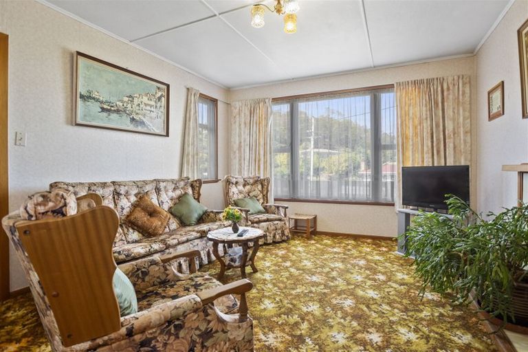 Photo of property in 12 Hill Street, Paeroa, 3600