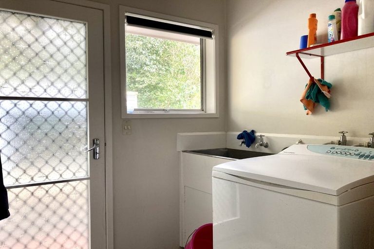 Photo of property in 5/1 Takapu Street, Henderson, Auckland, 0612