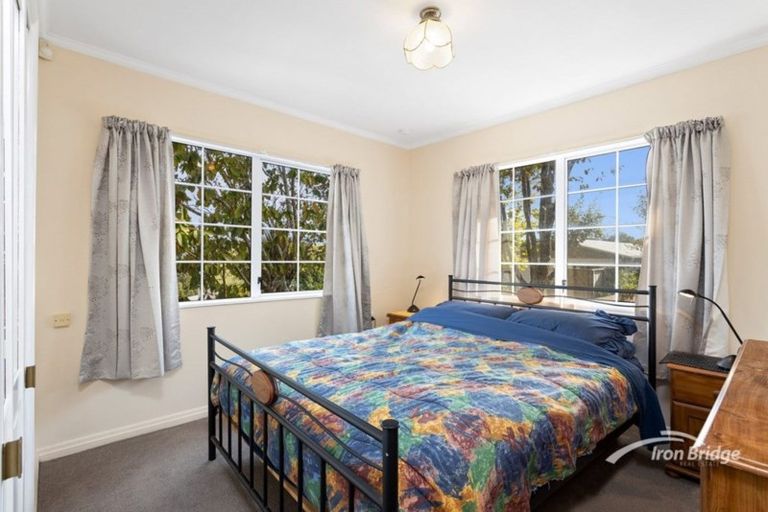 Photo of property in 1/18 Coroglen Avenue, Birkenhead, Auckland, 0626