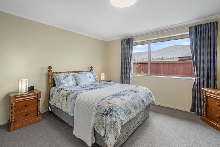 Photo of property in 28 Pewter Place, Northwood, Christchurch, 8051