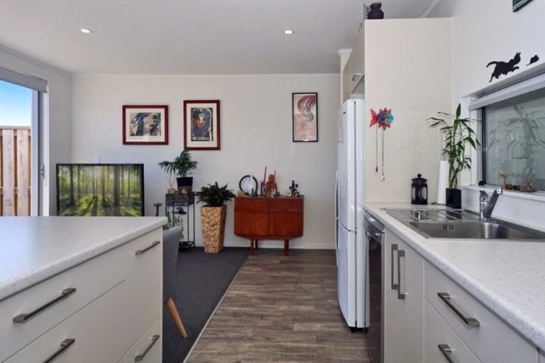 Photo of property in 31 Reynolds Place, Papamoa Beach, Papamoa, 3118