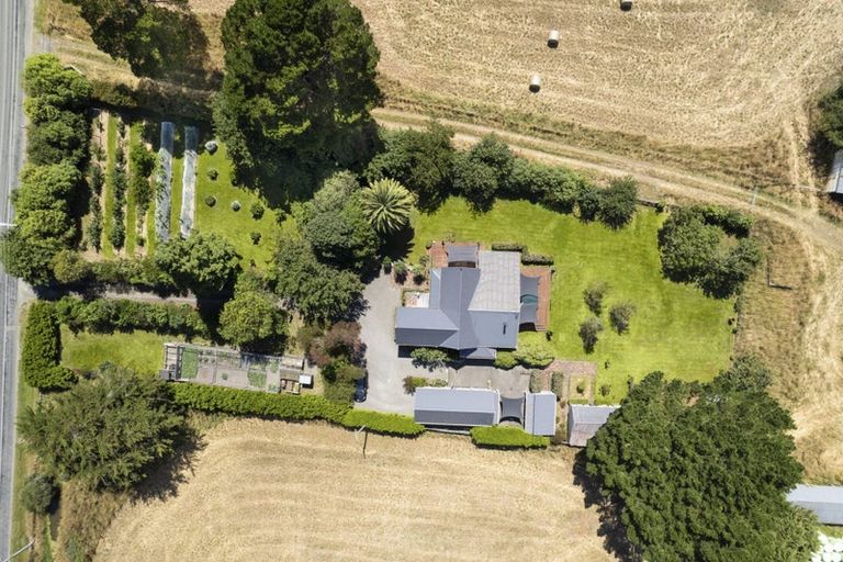 Photo of property in 3378 State Highway 2, Clareville, Carterton, 5713