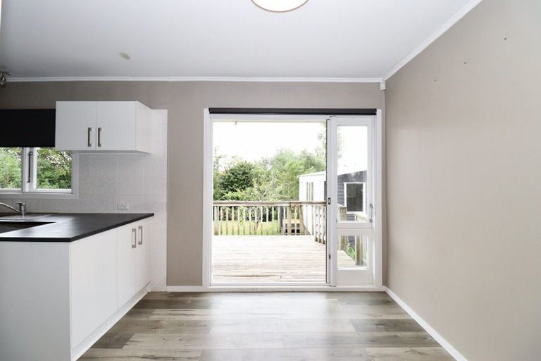 Photo of property in 108 Kervil Avenue, Te Atatu Peninsula, Auckland, 0610