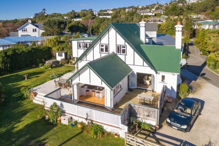 Photo of property in 107 Helston Road, Paparangi, Wellington, 6037