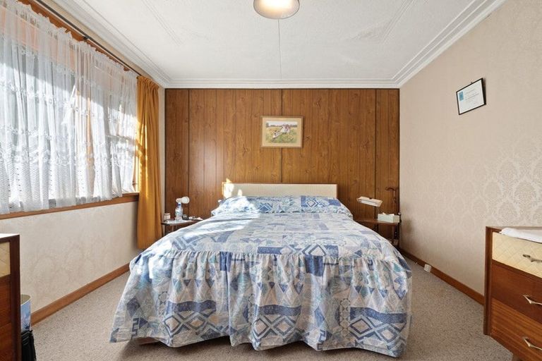 Photo of property in 87 Kaikorai Valley Road, Glenross, Dunedin, 9011