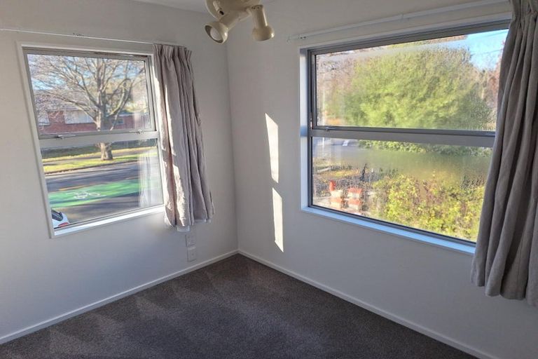 Photo of property in 1/3 Grove Road, Addington, Christchurch, 8024