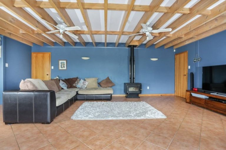 Photo of property in 37 Greenock Drive, Manukau Heads, Waiuku, 2684