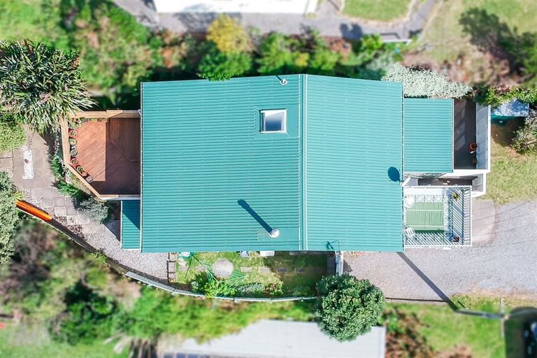 Photo of property in 28 Aperahama Street, Paekakariki, 5034