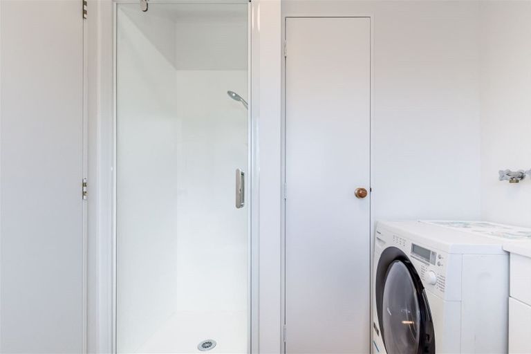 Photo of property in 70a Matatua Road, Raumati Beach, Paraparaumu, 5032