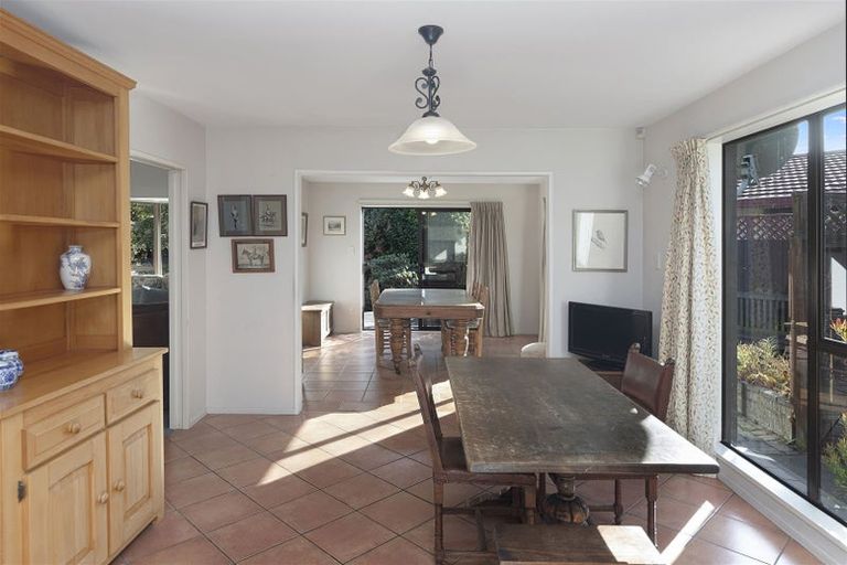 Photo of property in 25a Sayers Crescent, Ilam, Christchurch, 8041